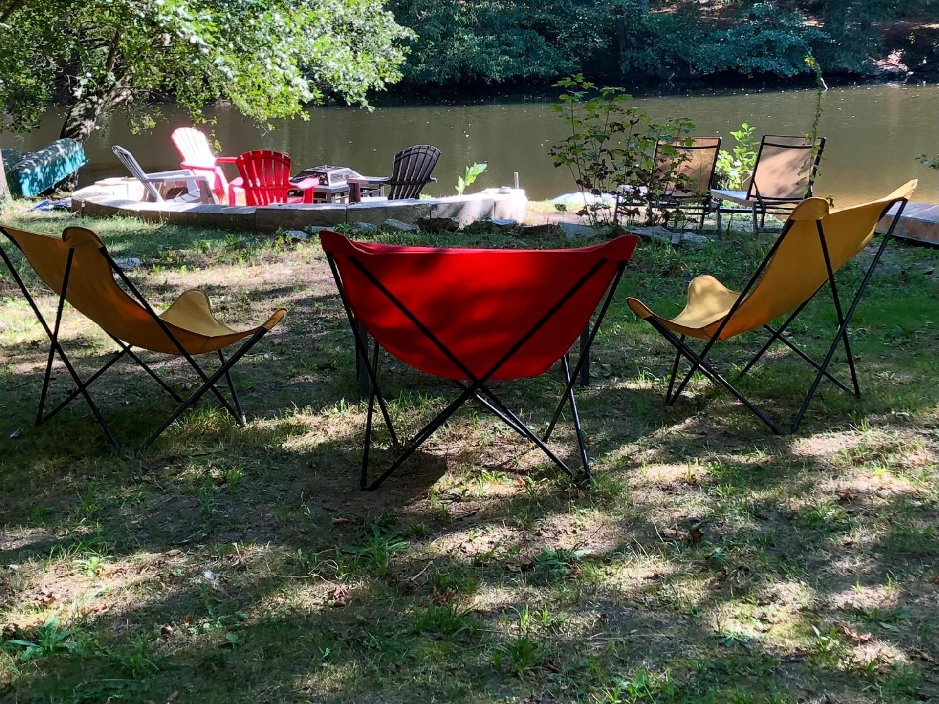 Chambre Sur Une Ile Saint-Bonnet-de-Rochefort Exterior foto